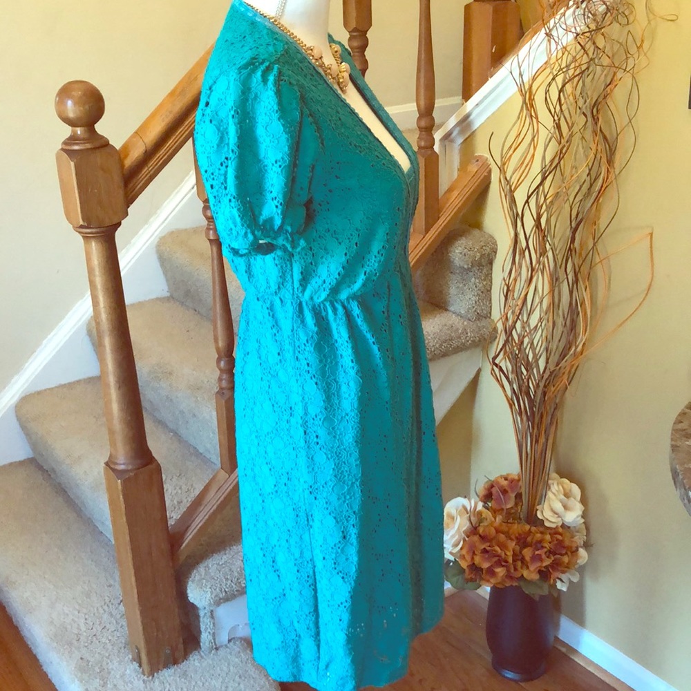Eyelet Dress 💞 - Picture 5 of 8